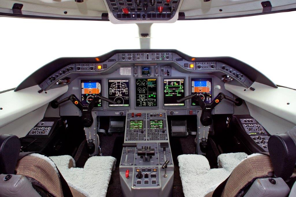 фото Beechcraft Hawker 4000